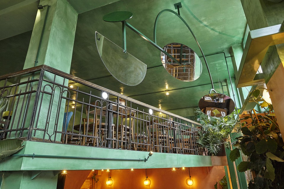 008-Bar Botanique by Studio Modijefsky