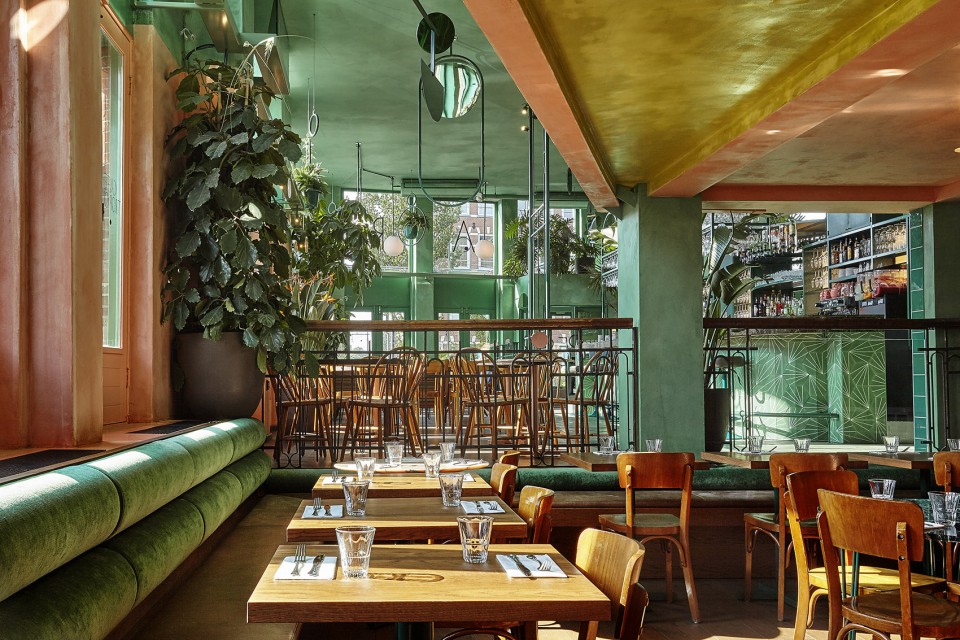 009-Bar Botanique by Studio Modijefsky