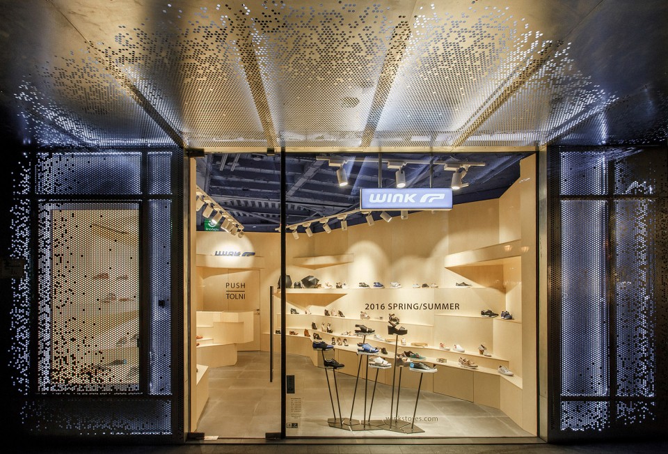 011-WINK Fashion Street by sporaarchitects