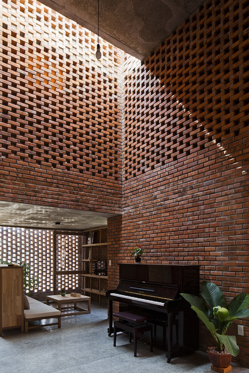 013-TERMITARY HOUSE by TROPICAL SPACE