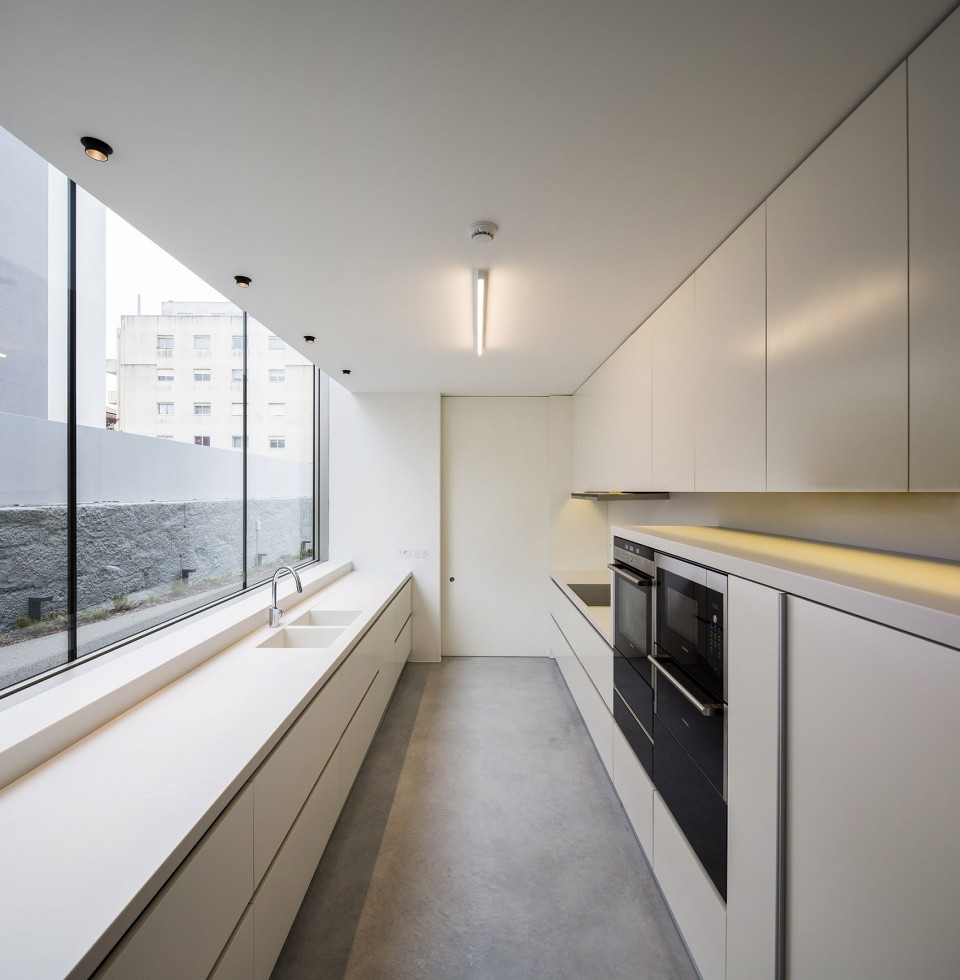 015-House in Bonfim by AZO Sequeira Arquitectos Associados