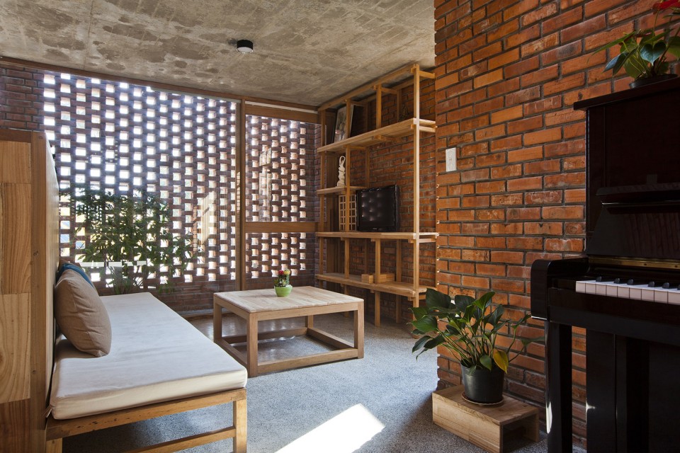 015-TERMITARY HOUSE by TROPICAL SPACE