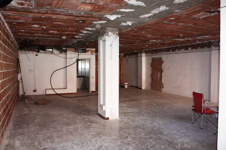 018-Corsega Apartment by RAS Arquitectura