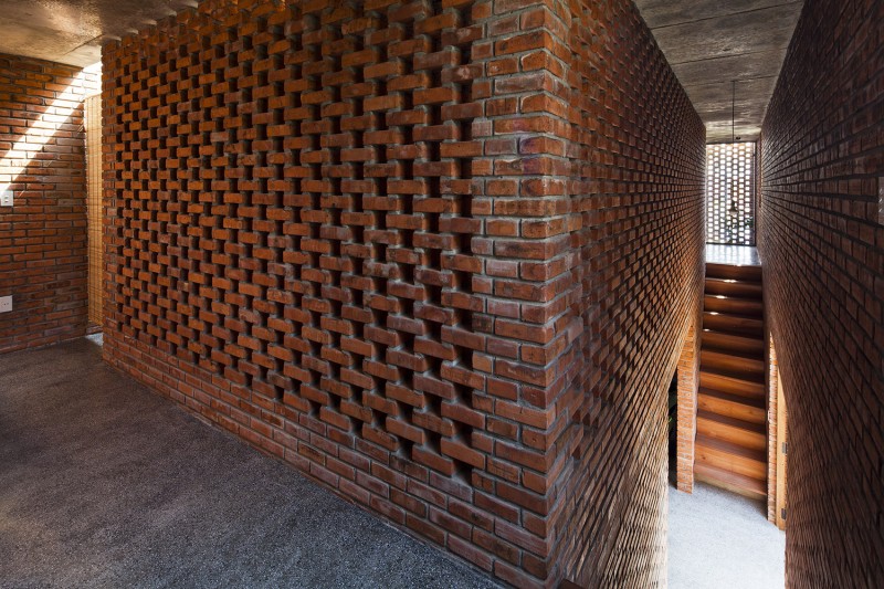 021-TERMITARY HOUSE by TROPICAL SPACE