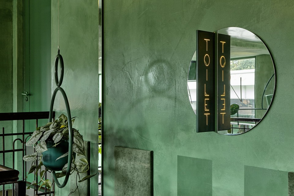 022-Bar Botanique by Studio Modijefsky