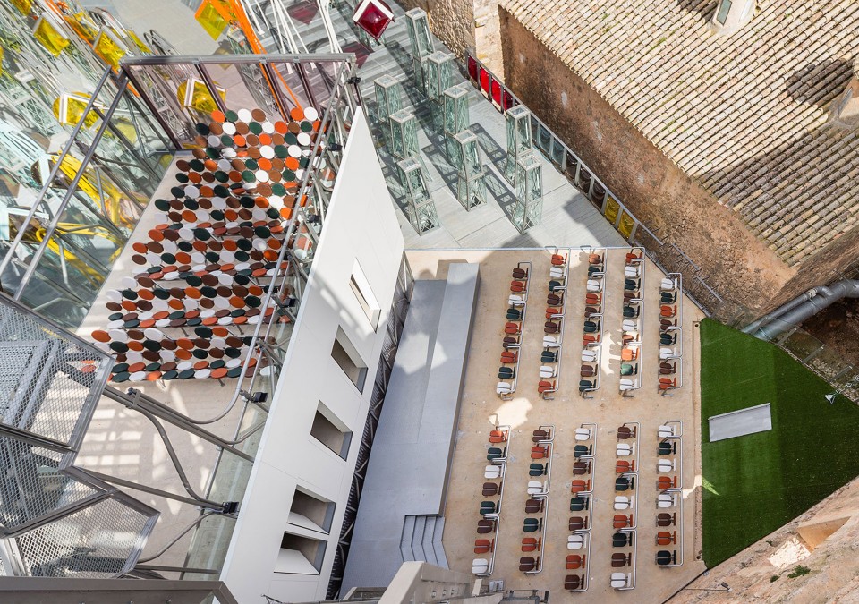 023-Refurbishment of Garcimuñoz Casttle including a Media Library by