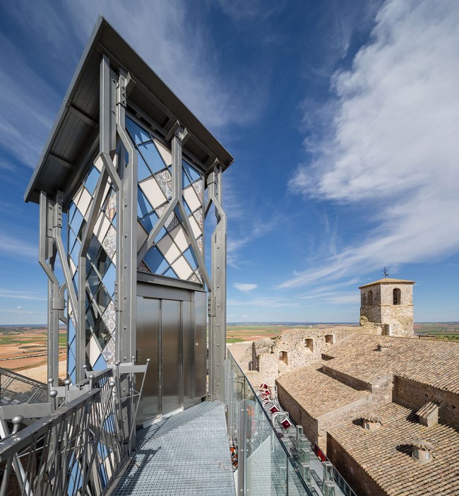 024-Refurbishment of Garcimuñoz Casttle including a Media Library by