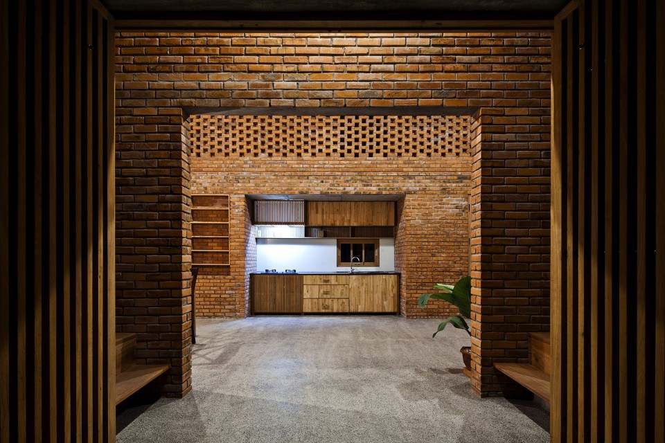 025-TERMITARY HOUSE by TROPICAL SPACE