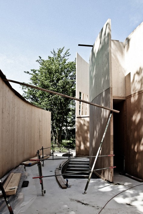027-Elizabethan Theater by Studio Andrew Todd
