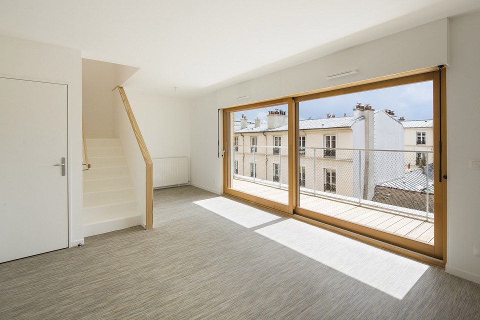 Less by AAVP Architecture