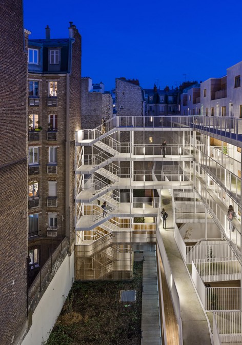 7-LESS-staircase