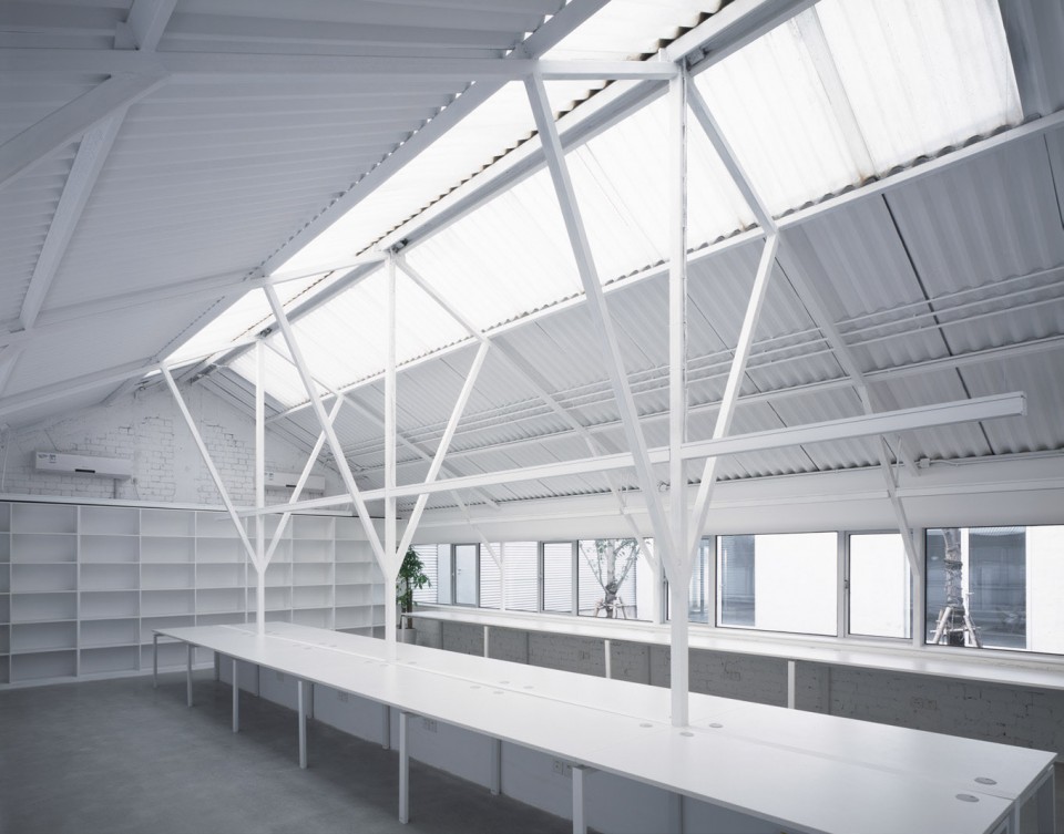 致正建筑工作室西岸临时办公室 Temporary Office Building of Atelier Z+, West Bund, Xuhui, Shanghai(被拖移) 10-1