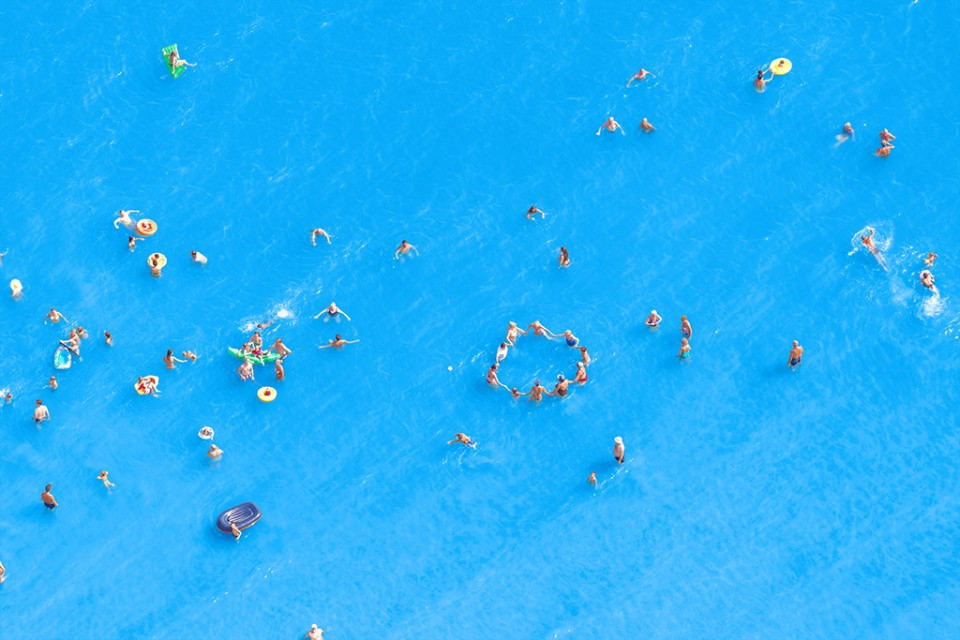 ADRIATIC SEA (STAGED) DANCING PEOPLE 2015 Olivo Barbieri Courtesy Yancey Richardson Gallery New York
