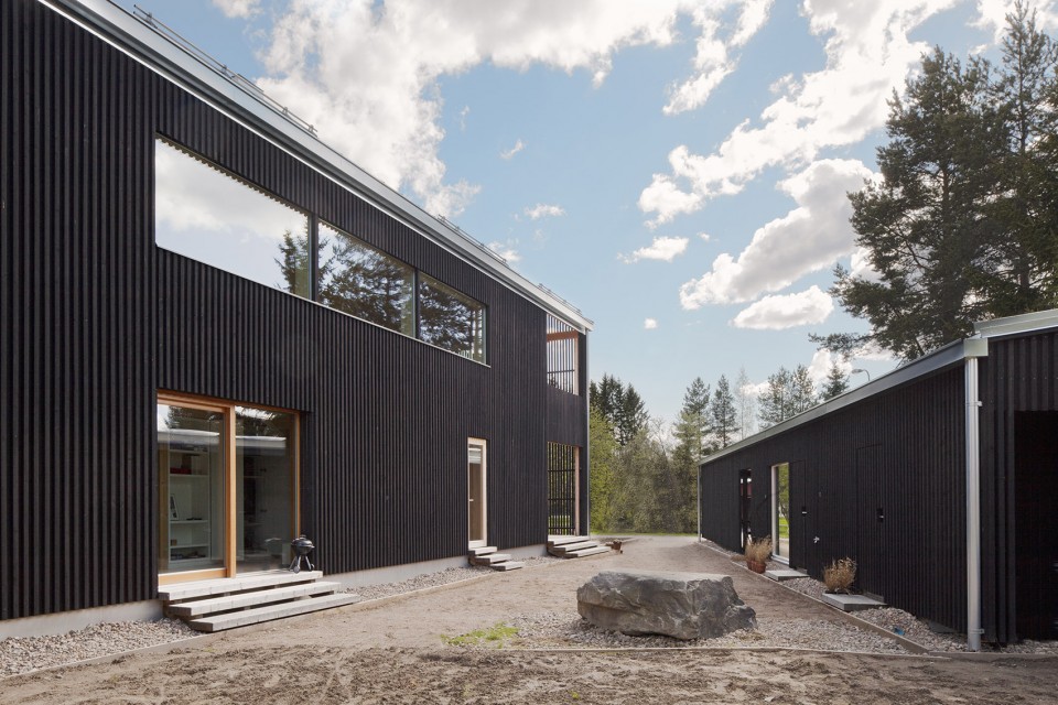 002-House H by Hirvilammi Architects