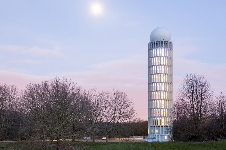 002-Radar Tower by Barthelemy Grino Architectes