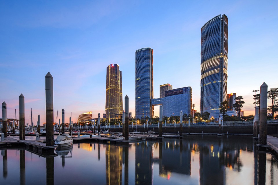 003-Coastal Spatial Magician: Avic Zijin Plaza, Xiamen, China, by A+E Design