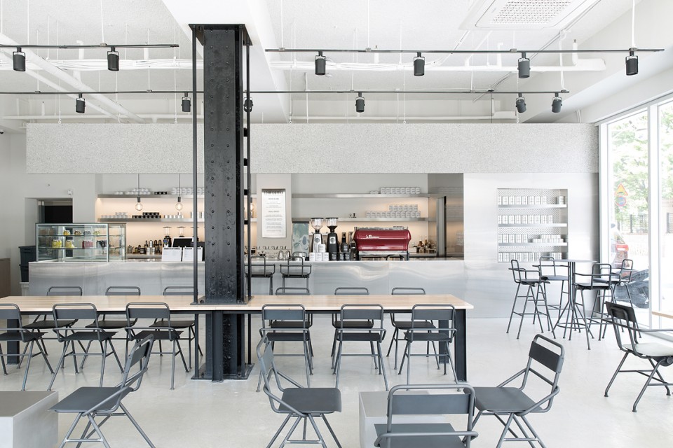 003-Ezer Coffee by Joongho Choi Studio