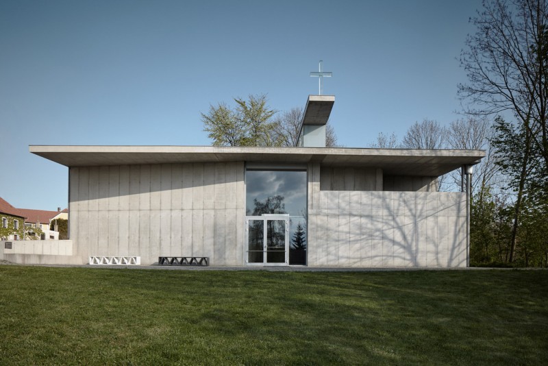 007-House of Prayer by Fránek architects