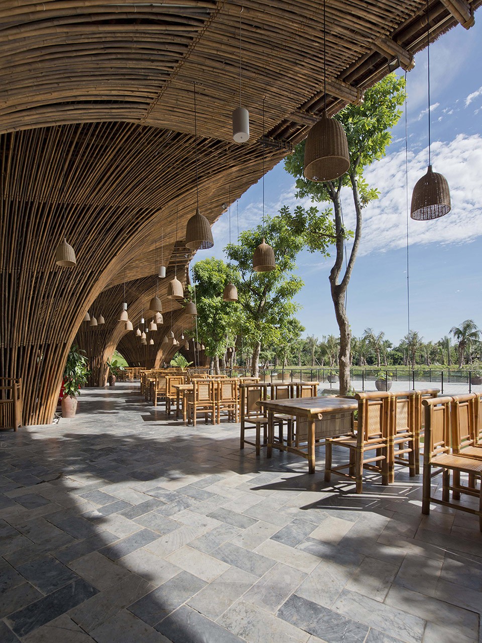 007-Roc Von Restaurant by Vo Trong Nghia Architects