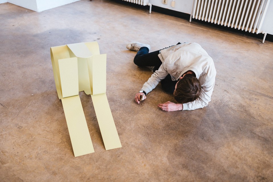 012-Melanie_3_FLAT OUT by Jean Jullien