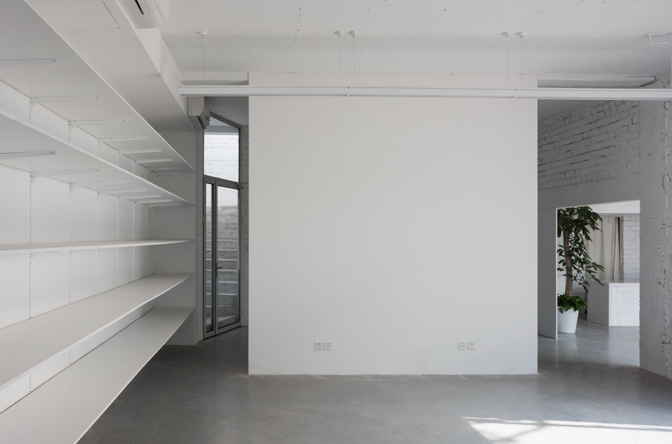 012-Temporary Office Building of Atelier Z+ _会议室meeting room (3)