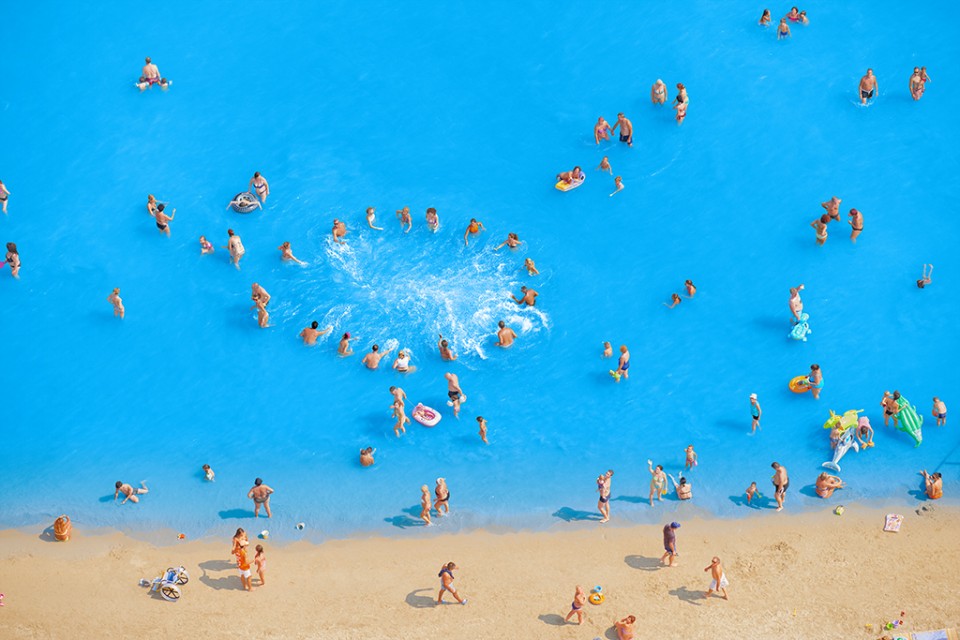 013-Adriatic Sea (staged) Dancing People by Olivo Barbieri