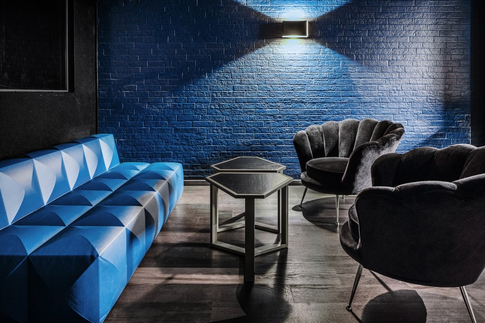 013-LEXY Nightclub by DYER-SMITH FREY
