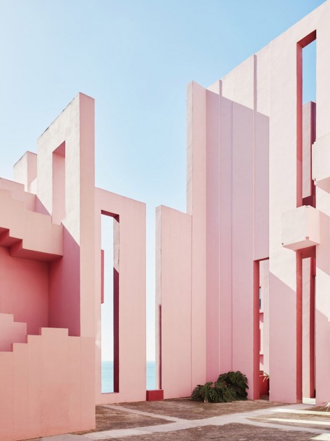 016-LA MURALLA ROJA by Taller de Arquitectura