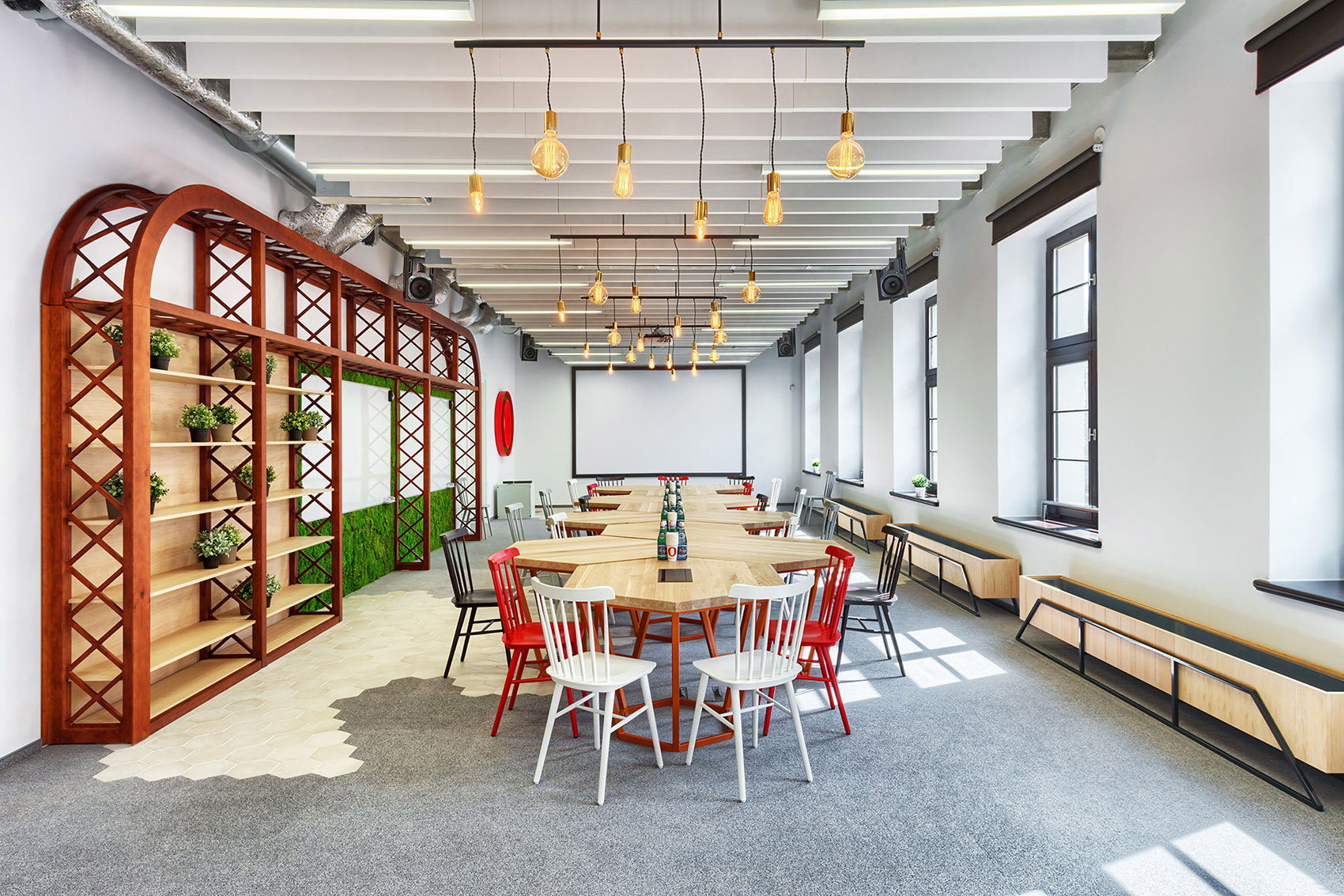 Opera Software headquarters in Wroclaw by mode:lina - 谷德设计网