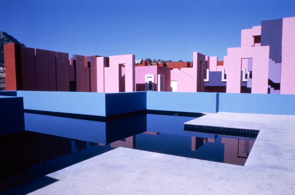 029-LA MURALLA ROJA by Taller de Arquitectura