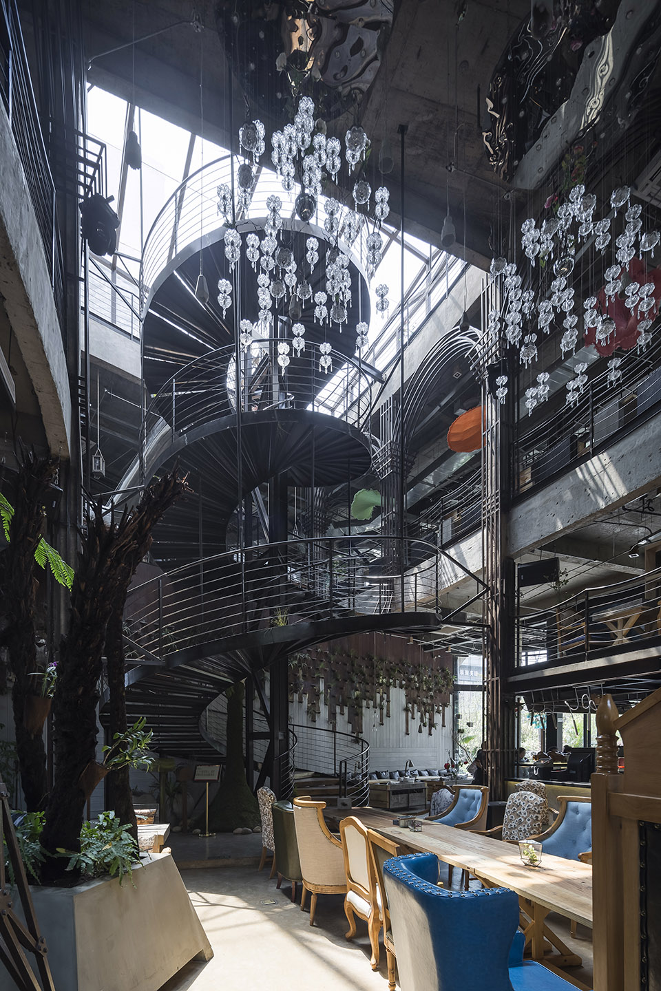 Yu Cafe, Nanning / H Design - 谷德设计网