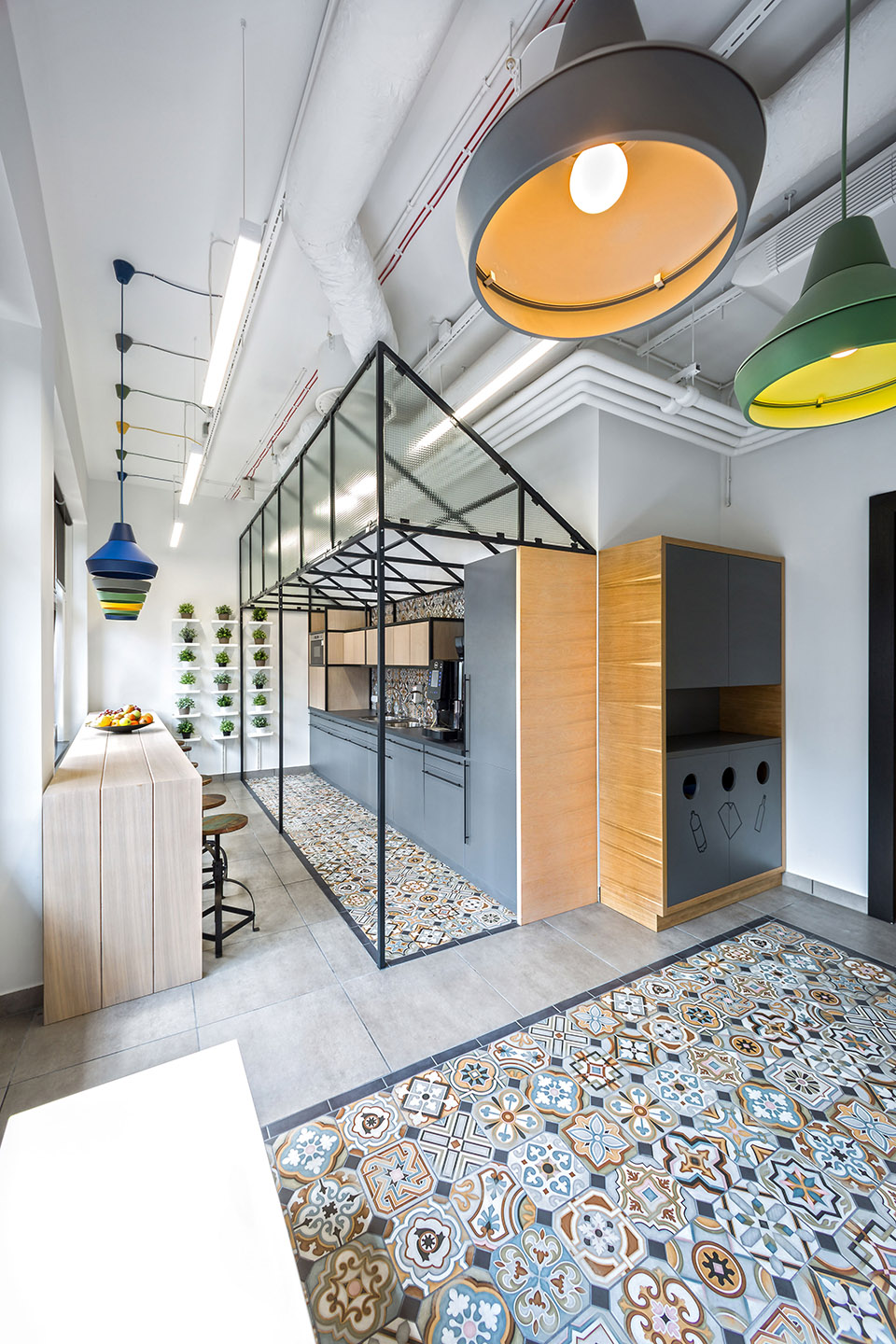 Opera Software headquarters in Wroclaw by mode:lina - 谷德设计网