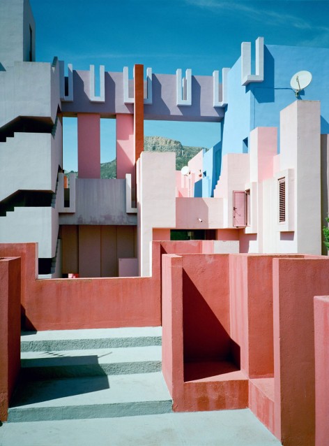 040-LA MURALLA ROJA by Taller de Arquitectura