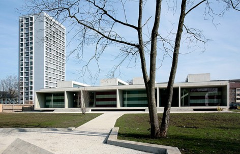 苏黎世Hirzenbach幼儿园与体育馆设计 / Boltshauser Architekten