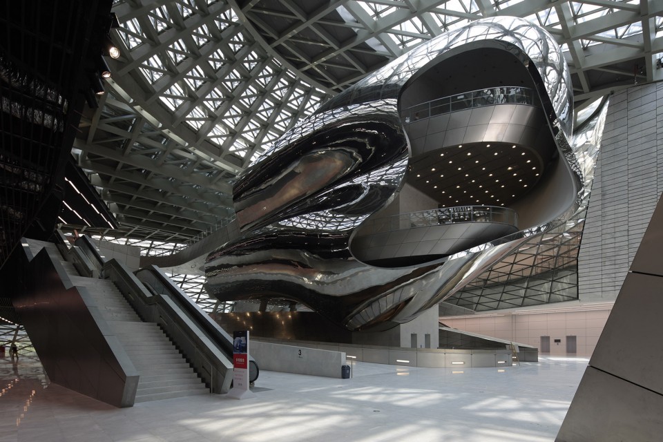 004-Museum of Contemporary Art & Planning Exhibition, Shenzhen, China by COOP HIMMELB(L)AU