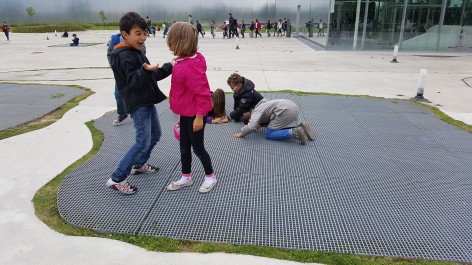 007-The Louvre Lens museum park by Catherine Mosbach