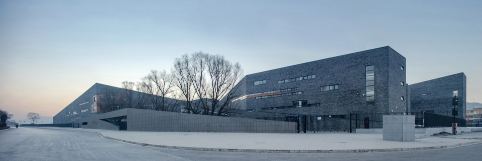 01 main entrance-120-Division School