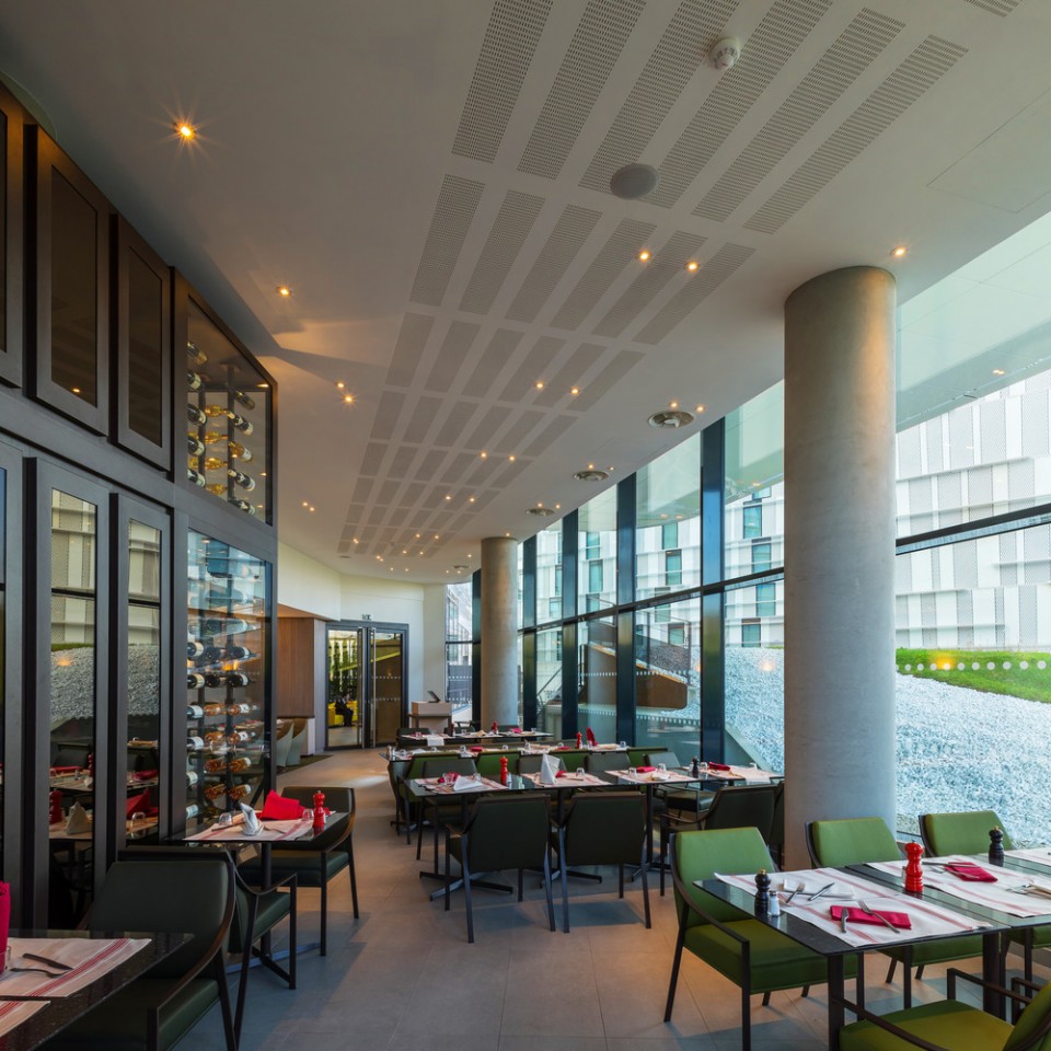 012-Ibis Styles & Pullman hotels in Roissypôle by Arte Charpentier Architectes
