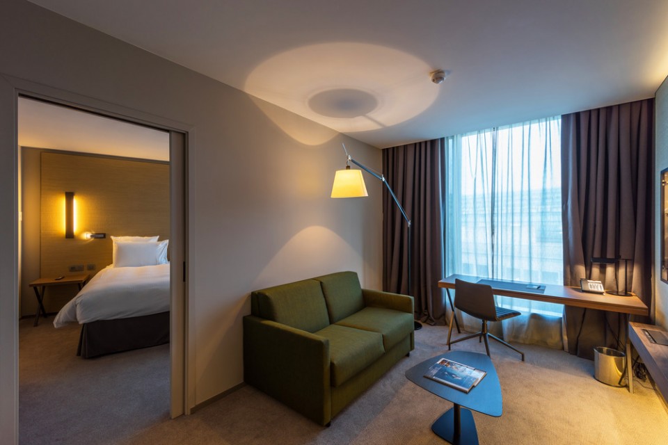 014-Ibis Styles & Pullman hotels in Roissypôle by Arte Charpentier Architectes