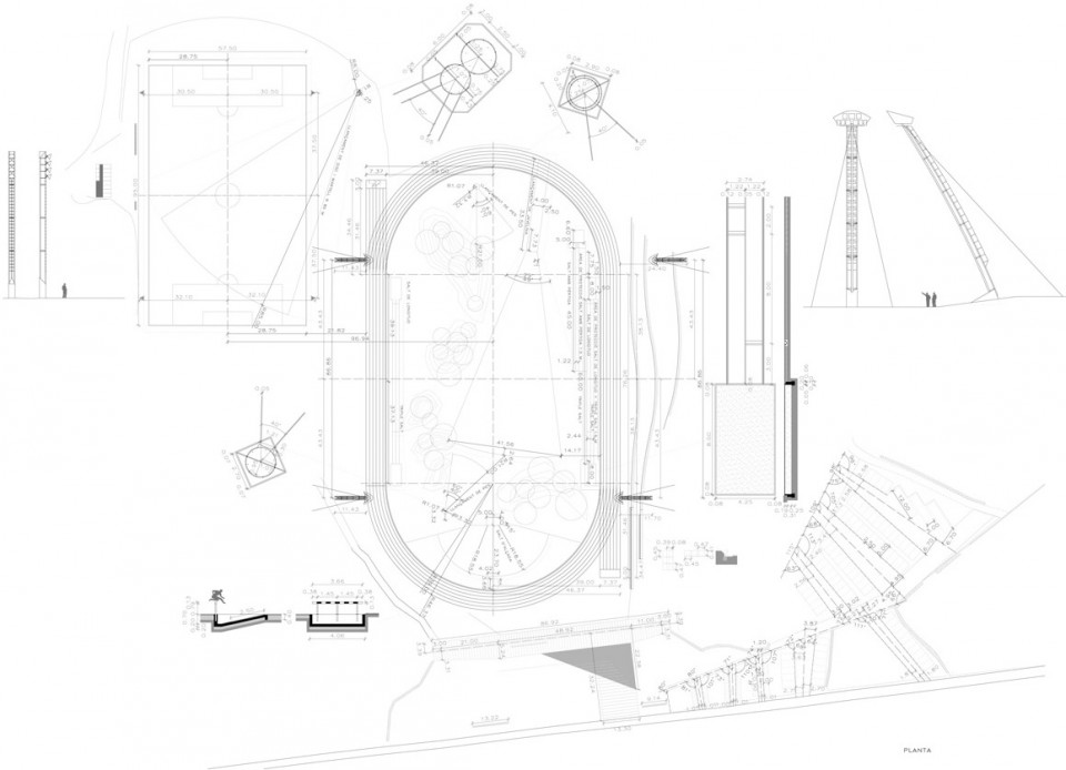 T:10-Intern30-GraficI-43a Equipamiento PistaGRAFIC 20112-Pl