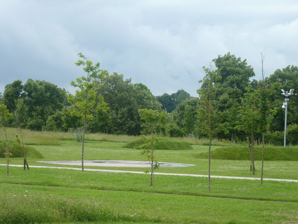 036-The Louvre Lens museum park by Catherine Mosbach