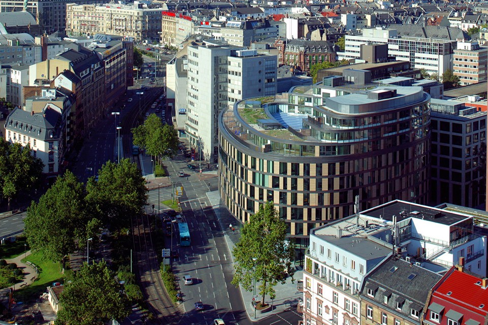 04-Oval at Baseler Platz贝斯勒广场