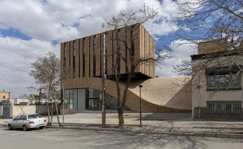 1-Termeh Office Commercial Building by Farshad Mehdizadeh Architects