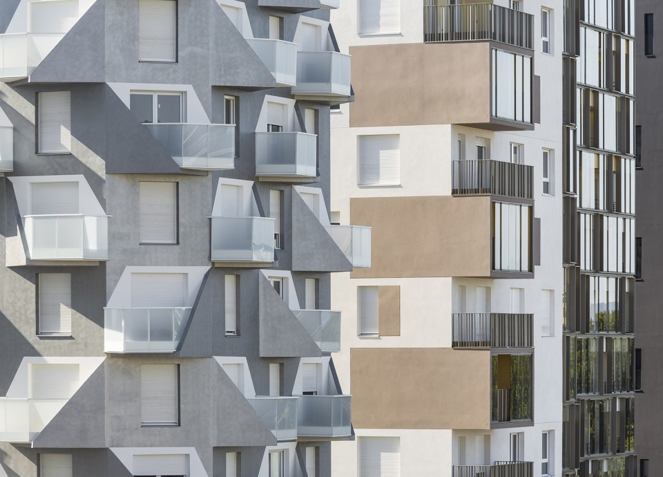 11-D3B Lot 02 by Brenac et Gonzalez Associees