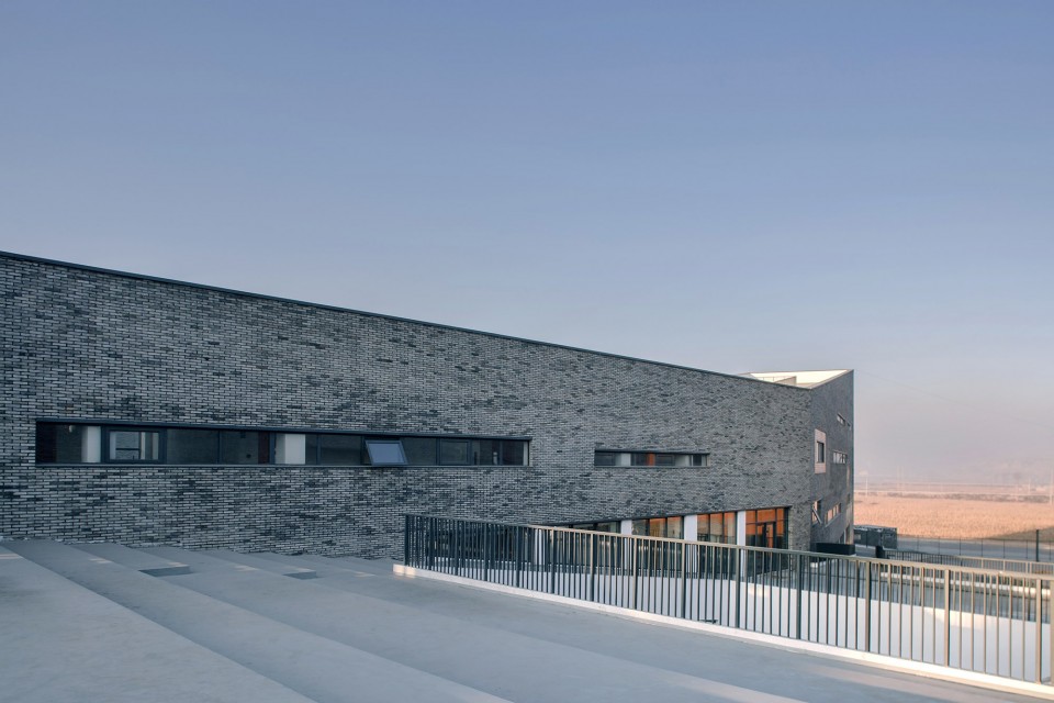 12 secondary school-120-Division School