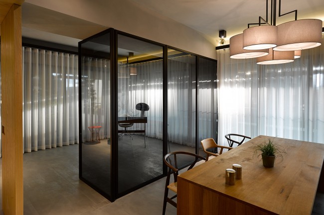 15-One to three by Creat Think Design Studio