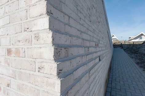 6-House as a rock by Global Architects