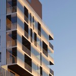 办公楼还是住宅？— 新型混合建筑，法国 / Stephane Chalmeau
