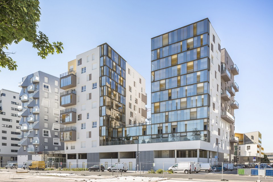 8-D3B Lot 02 by Brenac et Gonzalez Associees