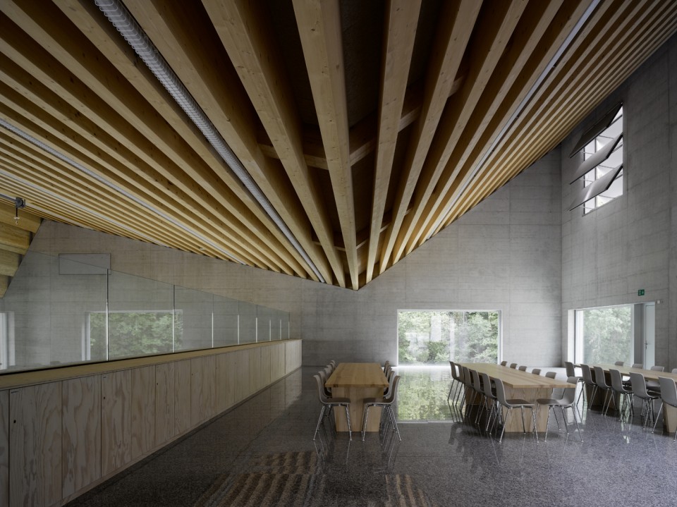 8-School Centre of The school Moréchon 2 by rk studio